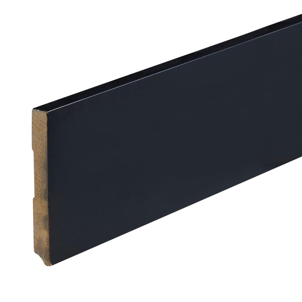 Gelakte plint Amsterdam zwart 120x15x2400mm RAL 9005
